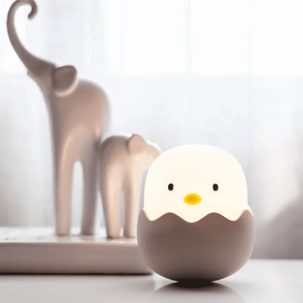 Lámpara Nocturna LED Pollito - Silicona Suave y Sensorial - Imagen 3